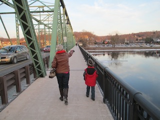 527 goldfinch terrace, stewartsville, nj